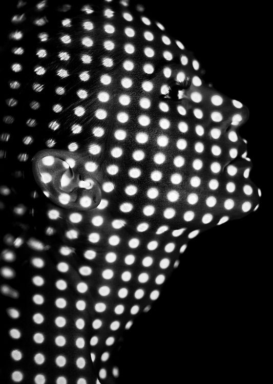 Aleksandar Pasaric Photography black and white shot of girl covered in white spots. Advanced Acne Treatment. Targeted facials at Teresa Tarmey